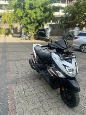 Yamaha ZR 2019 Motorbike (Used)
