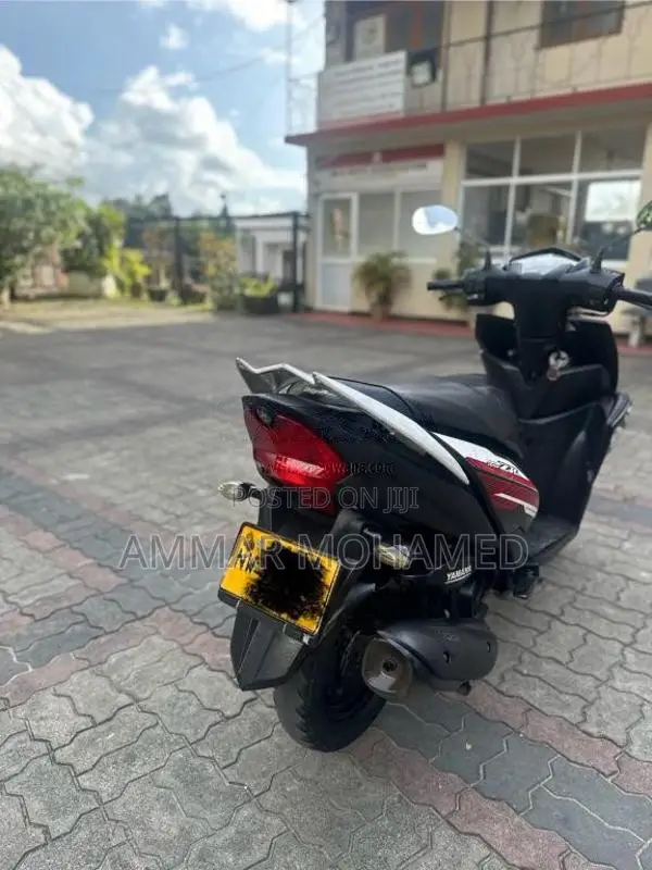 Yamaha ZR 2019 Motorbike (Used)