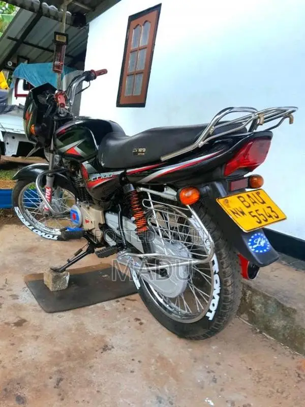 Bajaj CT-100 2013 Motorbike (Used)