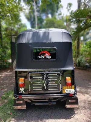 Bajaj RE 205 2012 Three Wheel (Used)