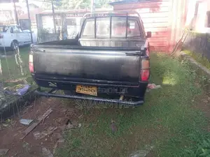 Datsun Nissan 1982 Pickup (Used)