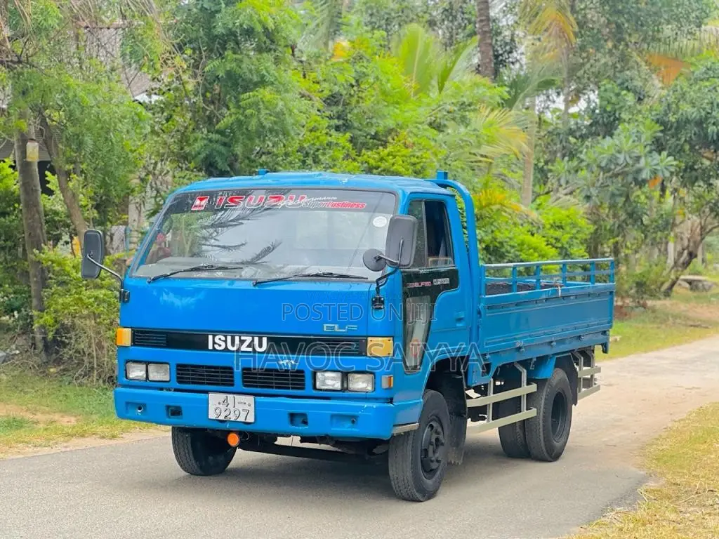 Isuzu ELF 1983 Lorry (Used)