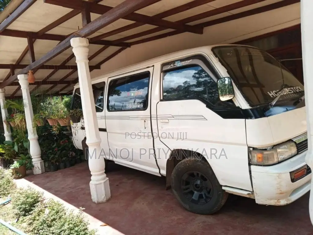 Toyota Caravan 1995 Van (Used)