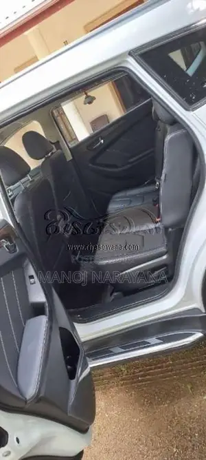 DFSK Glory I-Auto 2024 SUV (Used)
