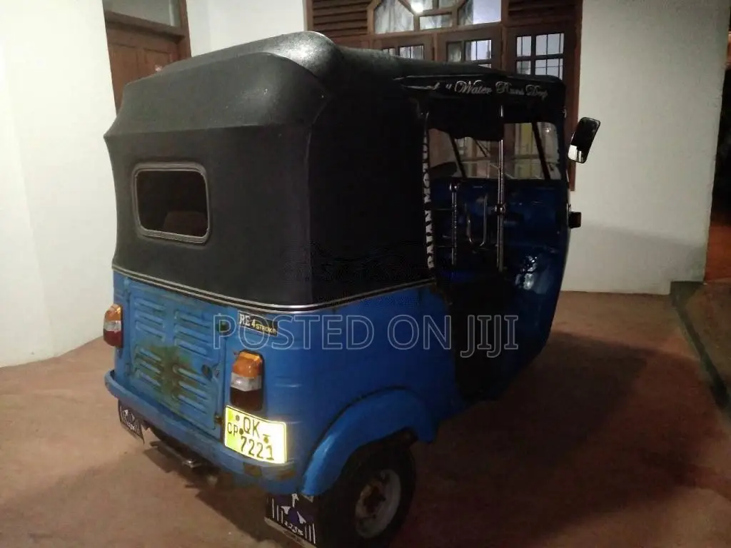 Bajaj RE 2007 Three Wheel (Used)