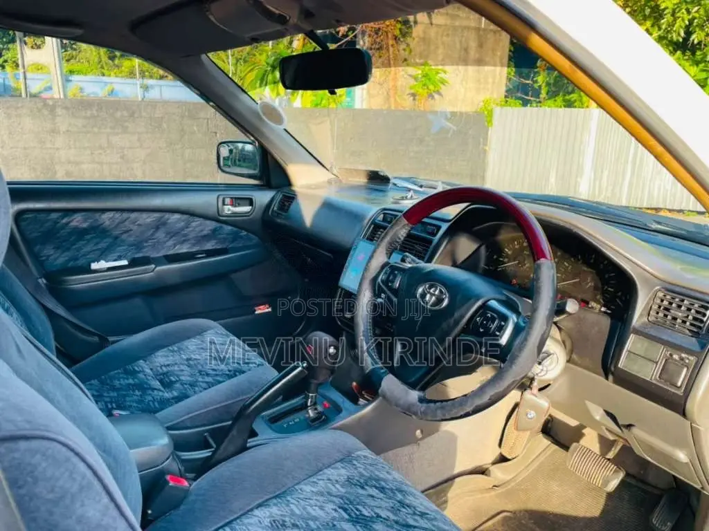 Toyota Carina 2005 Car (Used)