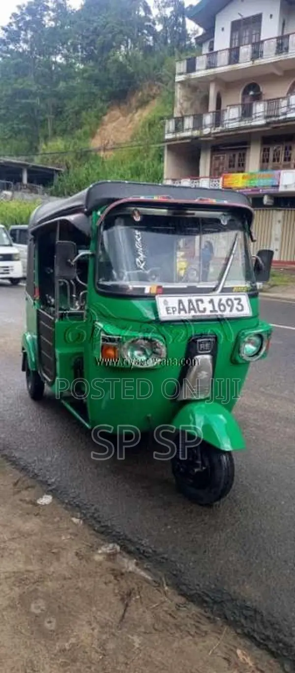 Bajaj RE 2013 Three Wheel (Used)