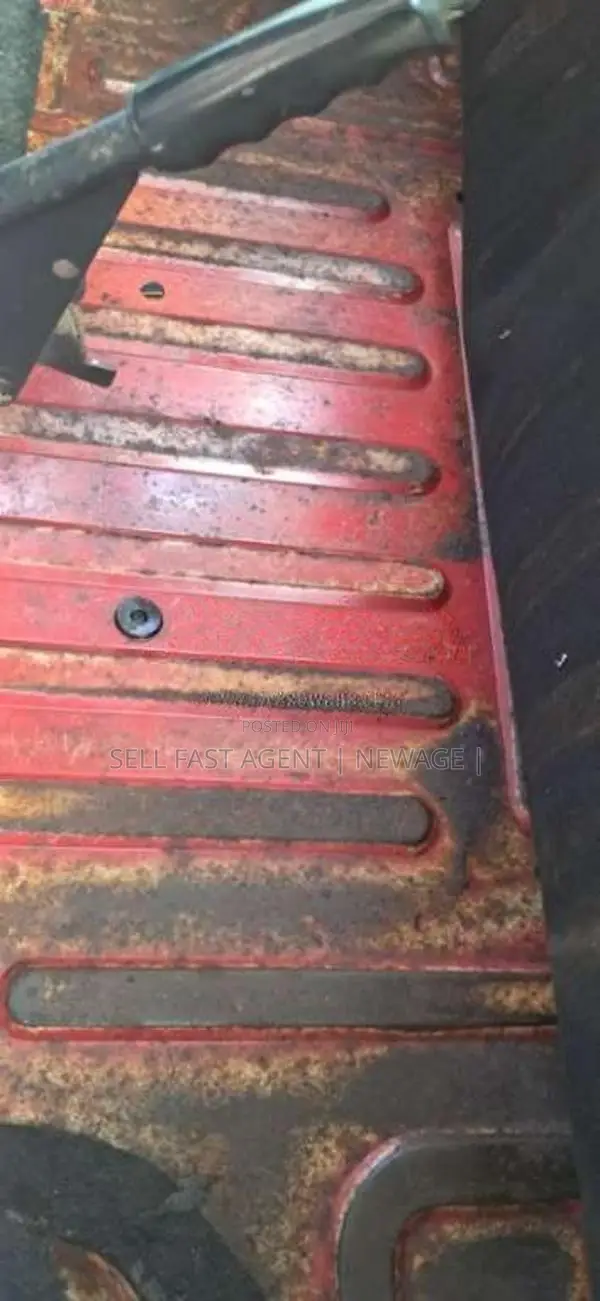 Tata Dimo Batta 2010 Lorry (Used)