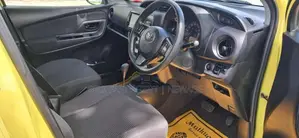 Toyota Vitz 56000km 2017 Car (Used)