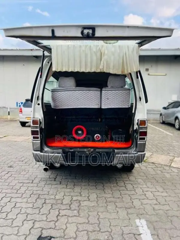 Nissan Caravan 1997 Van (Used)