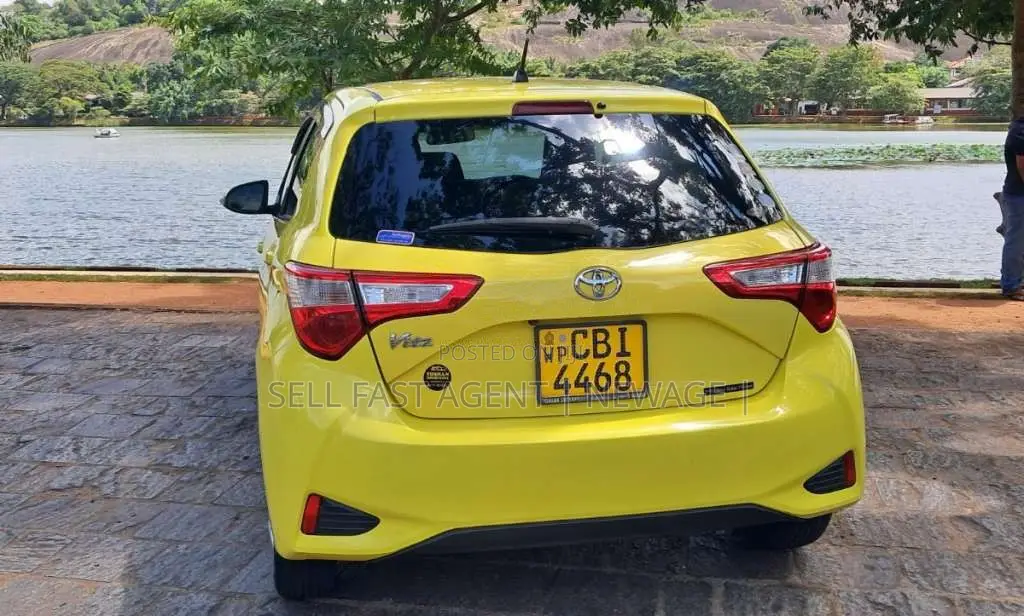 Toyota Vitz 56000km 2017 Car (Used)