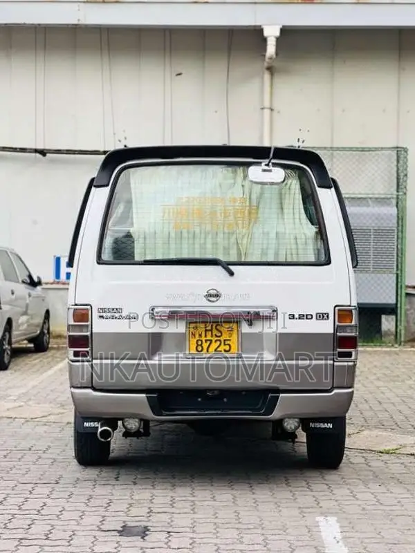 Nissan Caravan 1997 Van (Used)