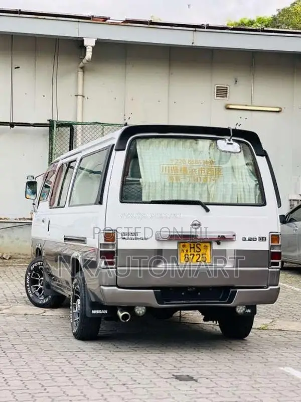 Nissan Caravan 1997 Van (Used)