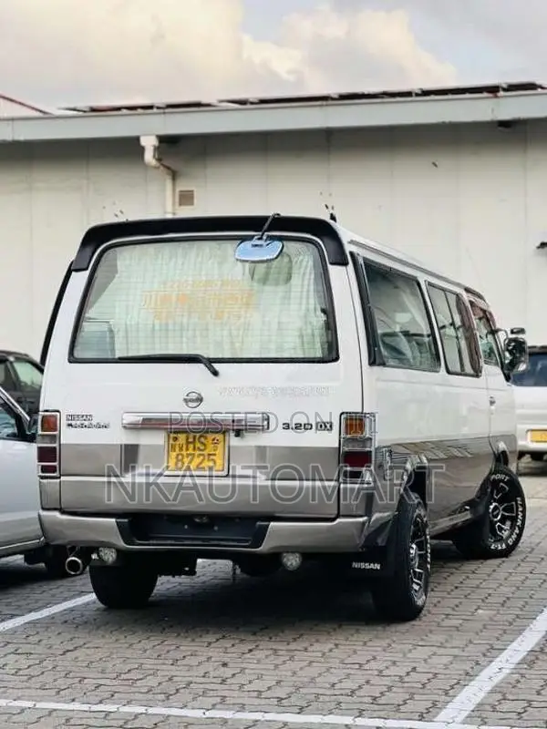 Nissan Caravan 1997 Van (Used)