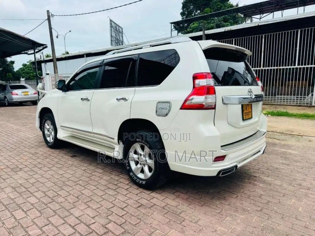 Toyota Prado 150 2011 SUV (Used)
