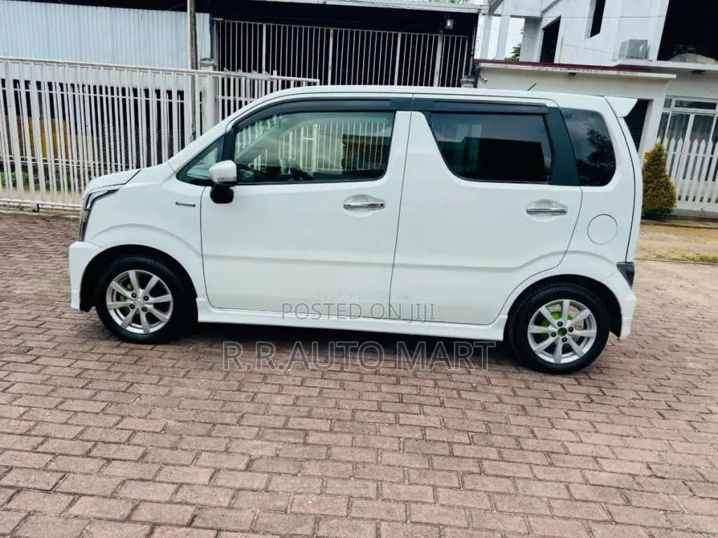 Suzuki Wagon R Stingray 2018 Car (Used)