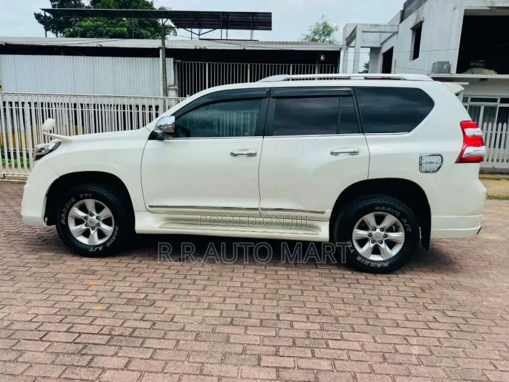 Toyota Prado 150 2011 SUV (Used)