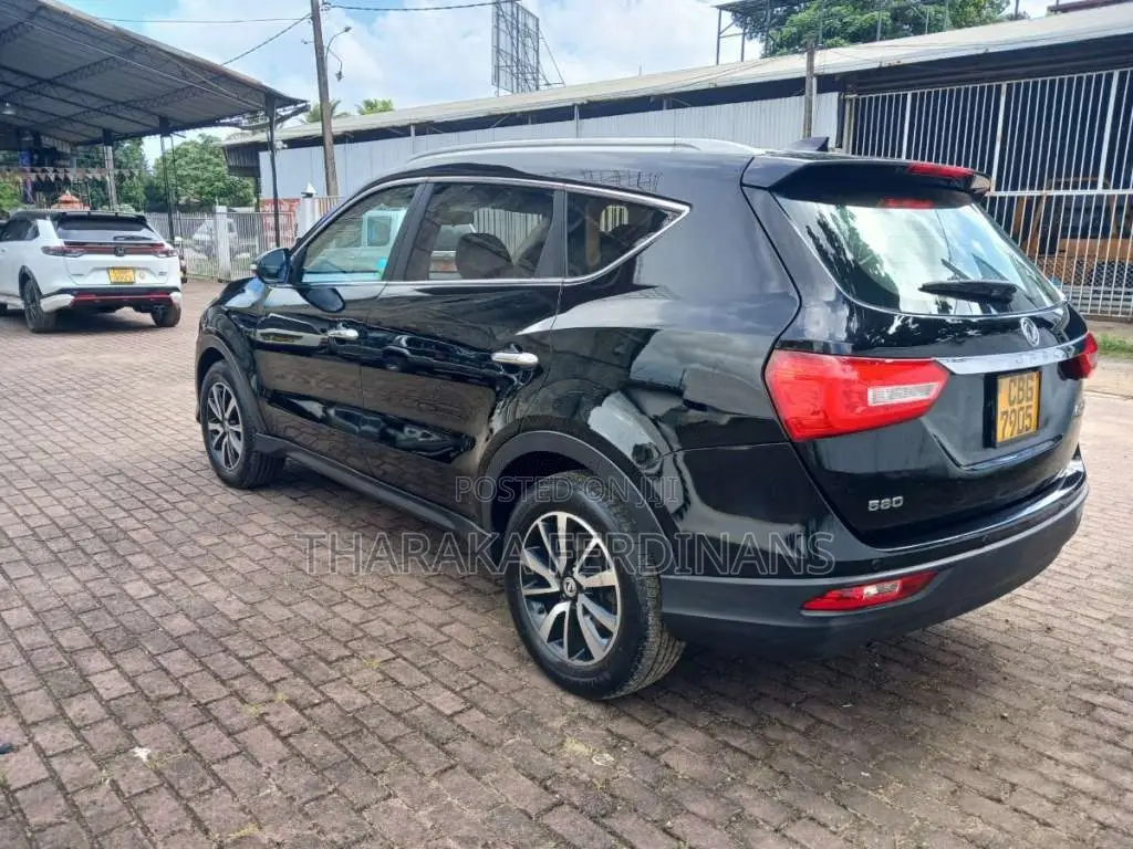 DFSK Glory 580 2019 SUV (Used)