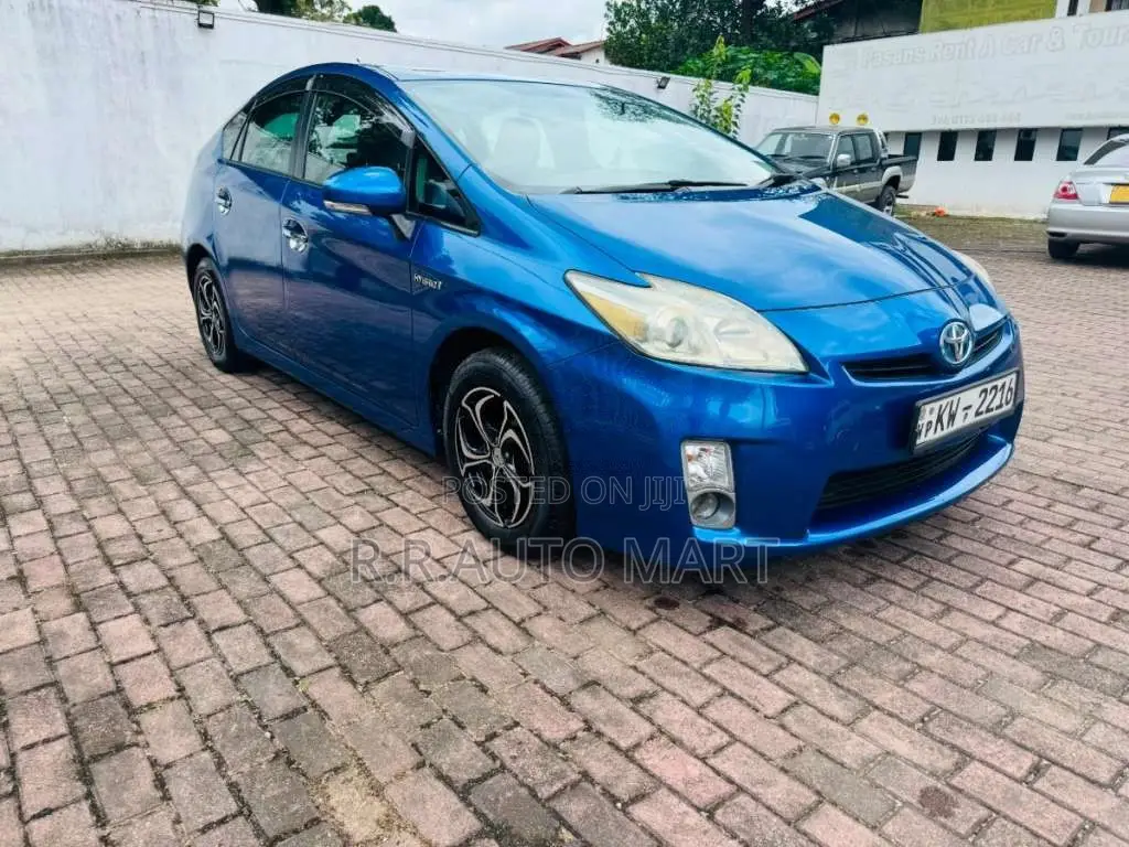 Toyota Prius 2011 Car (Used)
