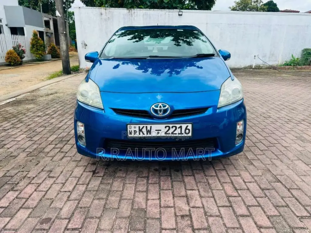 Toyota Prius 2011 Car (Used)