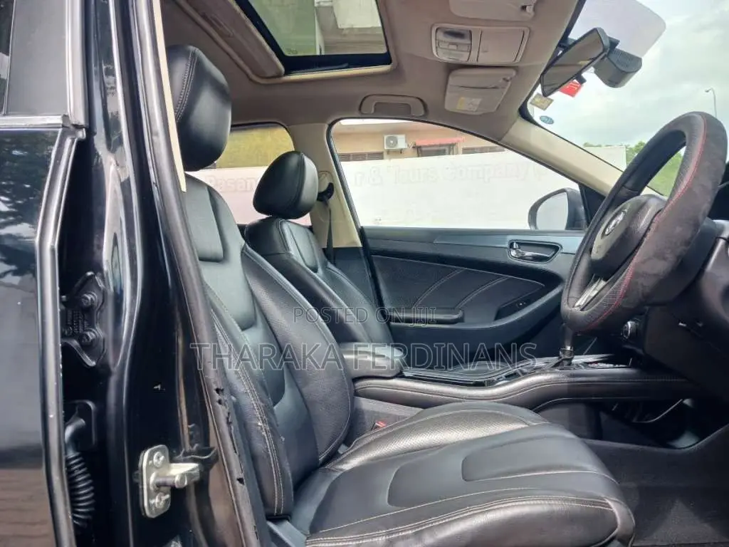 DFSK Glory 580 2019 SUV (Used)