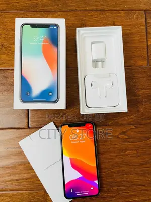 Apple iPhone X 64 GB White