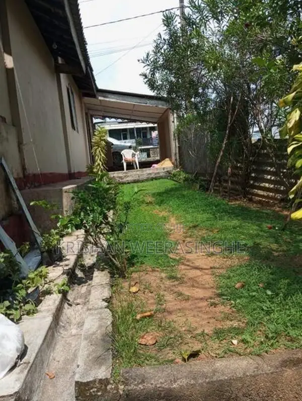 Prime Commercial Land For Sale In Wattala Mabola Main Road Frontage