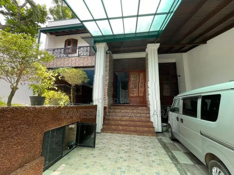Beautiful 2-Story House with Swimming Pool for Sale in Battaramulla