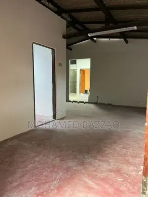 19.5 Perch House with Land for Sale - Enderamulla