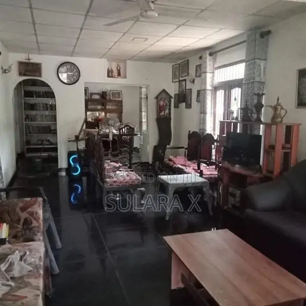 14.7 Perch House for Sale in Polgahahena