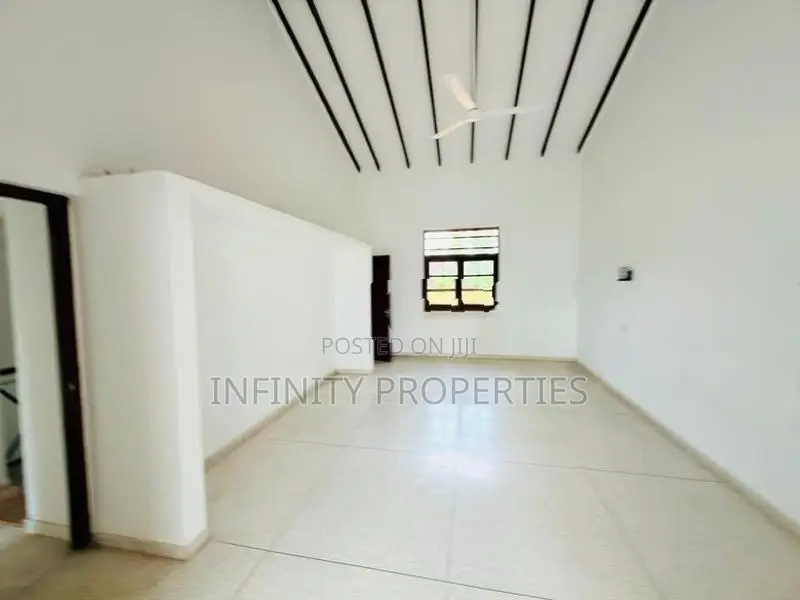 (af150) Water Front 02 Story House for Sale at Delkada Nugegoda