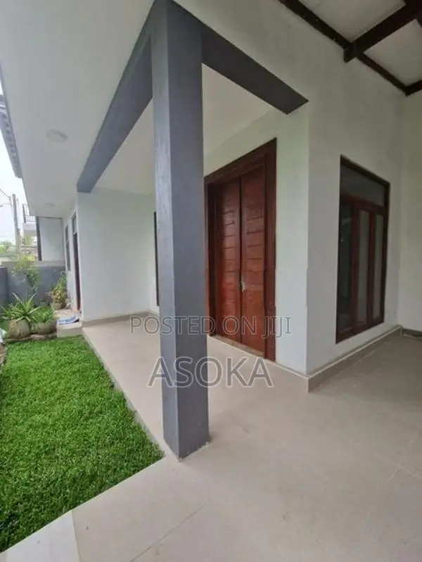 Modern 2-Bedroom House on 7 Perches for Sale – Polgasowita, Piliyandal
