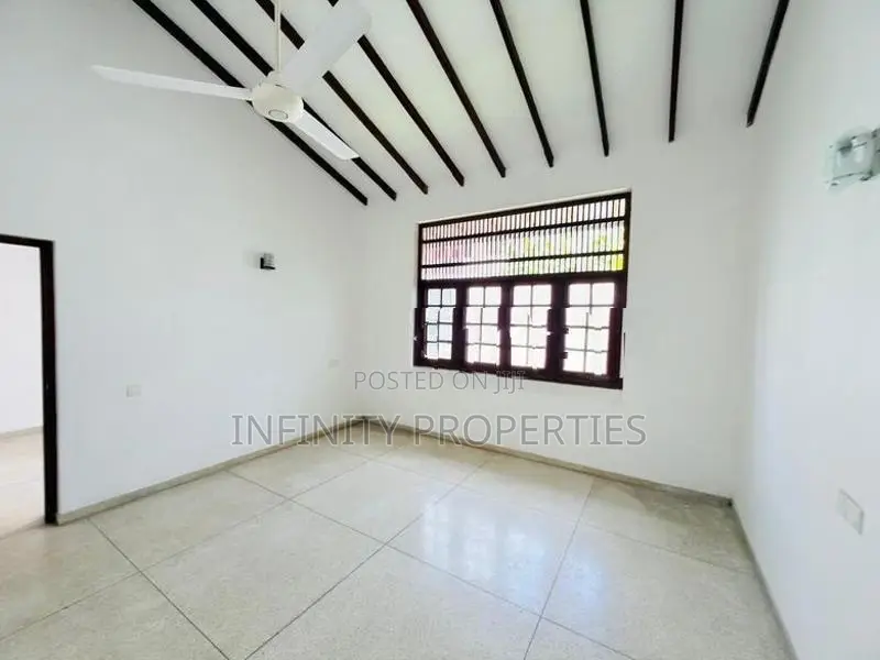 (af150) Water Front 02 Story House for Sale at Delkada Nugegoda