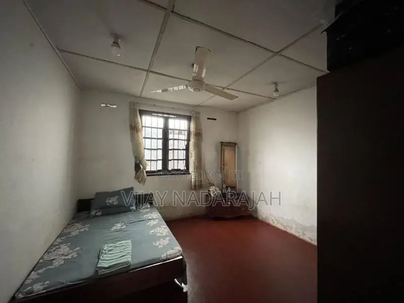 House for Sale in Dippitigoda Road, Hunupitiya, Wattala