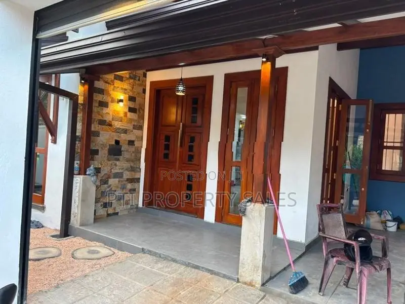 Single Story House for sale Polgasowita