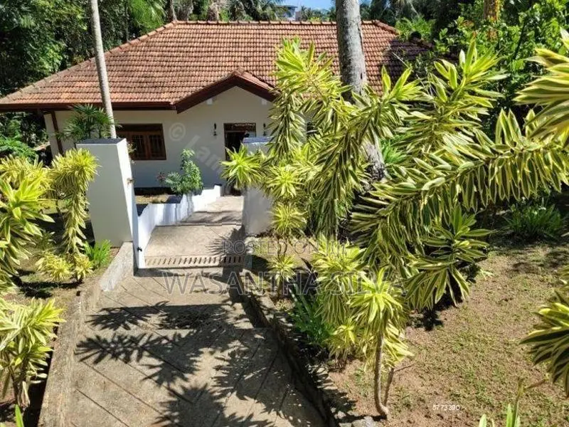 3 Bedroom Bungalow for Sale with Swimming Pool Beruwala