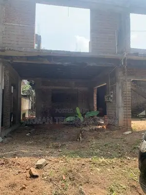 Land with Partially Completed House for Sale – Aldeniya, Kadawatha