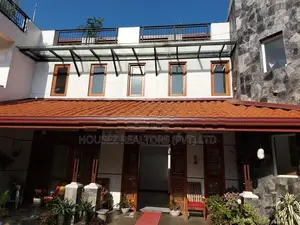 Luxury 3-Storey Residence for Sale – Panadura