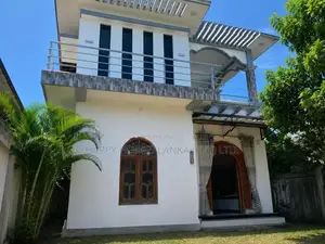 HHL1152 - House for Sale in Periya Neelavanai