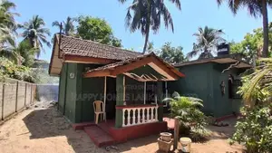 HHL0415 - House for Sale in Kommathurai