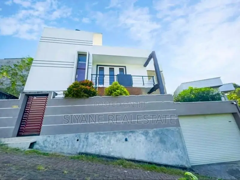 Modern Luxury Two-Storied House – Kaduwela