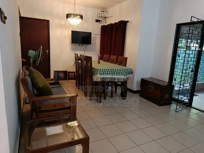 Elegant Ground Floor Apartment for Rent in Borelesgamuwa (120 main roa