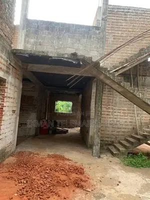 Land with Partially Completed House for Sale – Aldeniya, Kadawatha