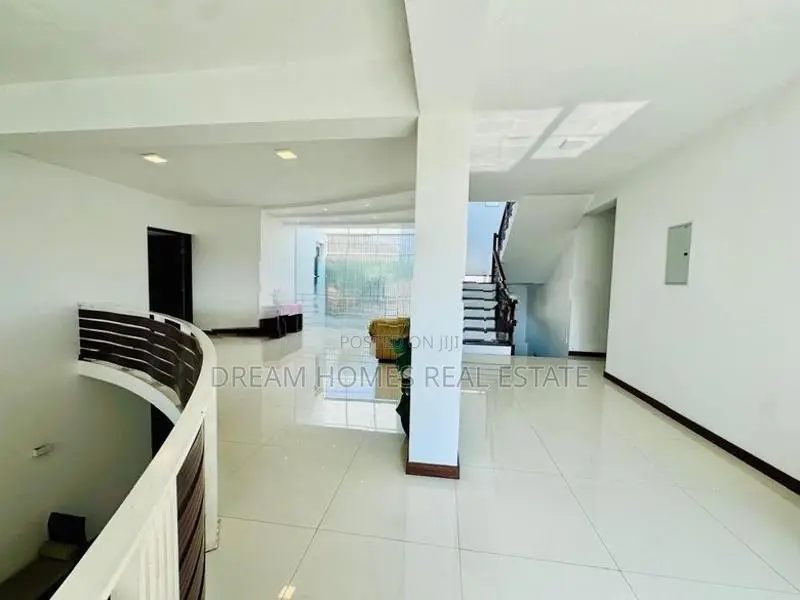 4-Storey House on 100 Perches – Gothatuwa