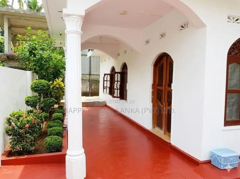 HHL1140 - House for Sale in Sinna Upodai