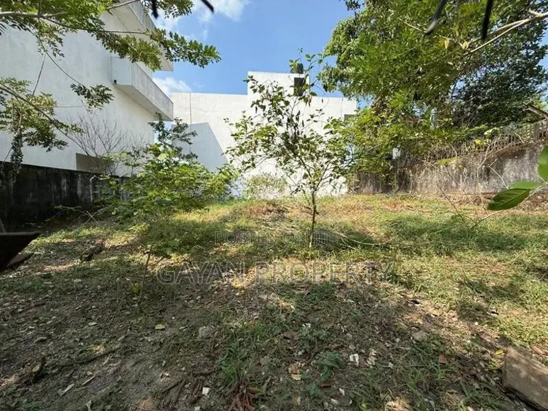 Prime 8 Perch Land for Sale Mahalwara​wa Pannipitiya Kottawa