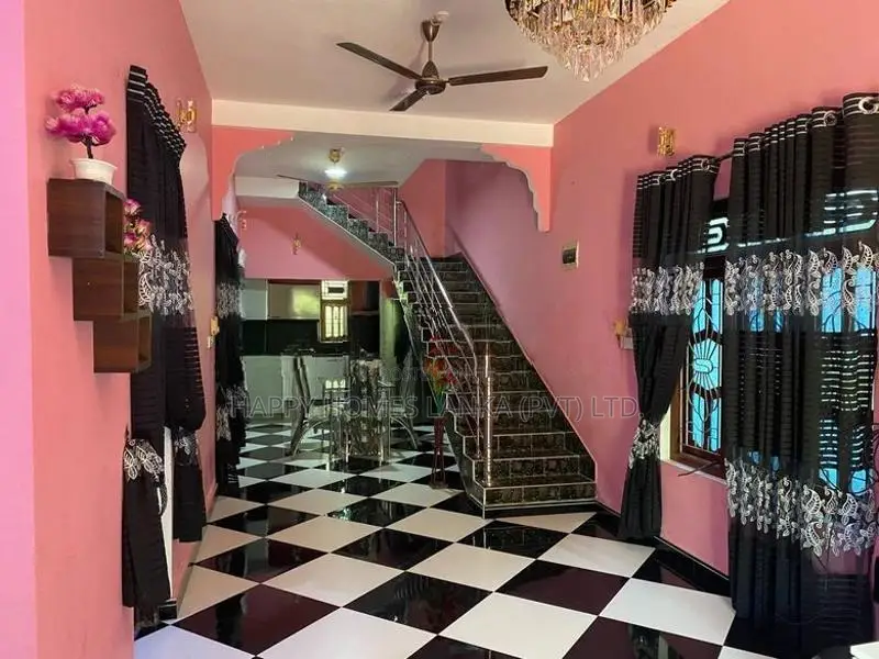 HHL1152 - House for Sale in Periya Neelavanai