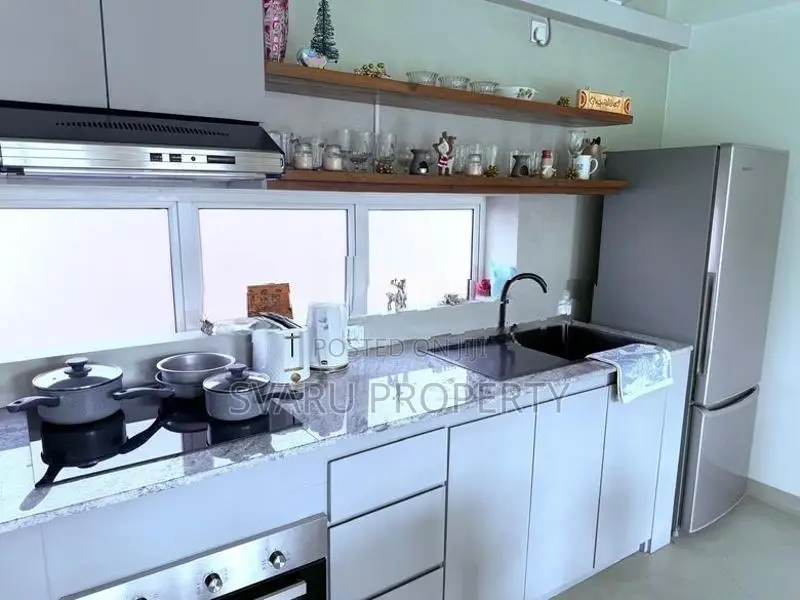 Marine Drive, Dehiwala - Luxury 02 Bedroom Furnished Apartment for Ren
