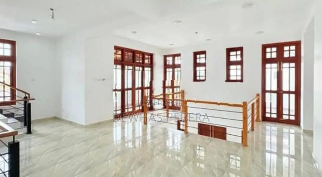 3story brand new luxury house 266 ganemulla road waligmpitya ja ela