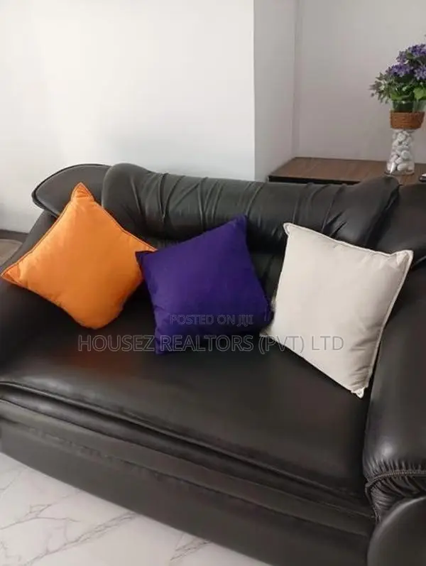 Spacious 2-Bedroom Apartment for Rent - Kalubowila